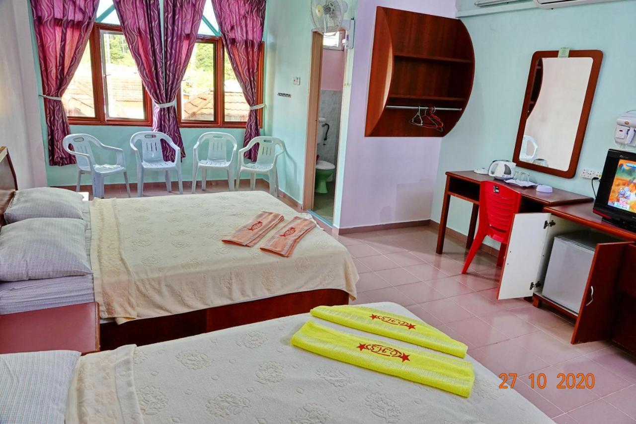The Room Concept Homestay Kuah Exterior photo