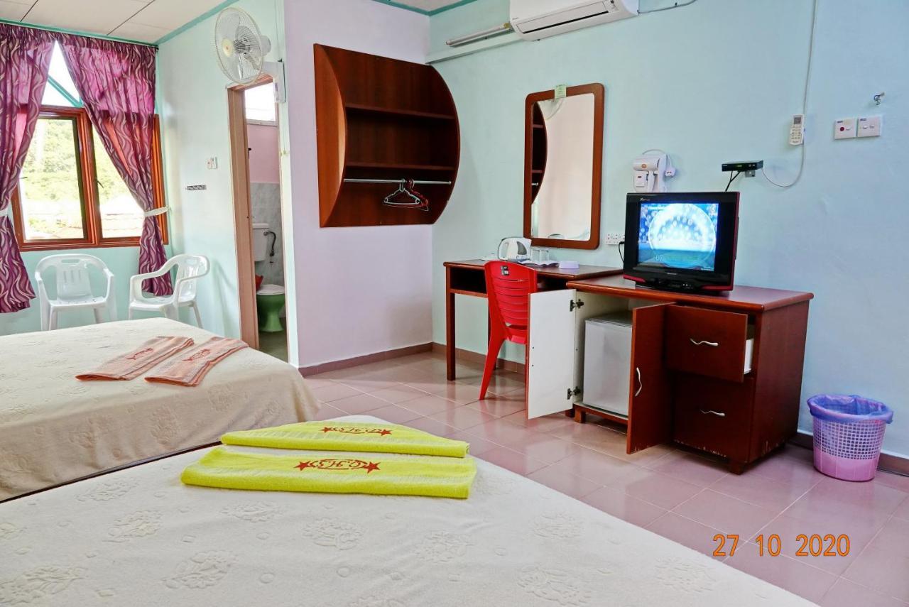 The Room Concept Homestay Kuah Exterior photo
